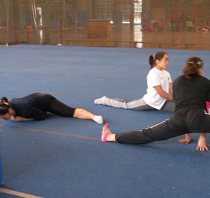 De 6 a 7 horas diarias de entrenamiento para las niñas de alto rendimiento.