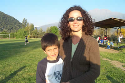 Patricia González y su hijo.